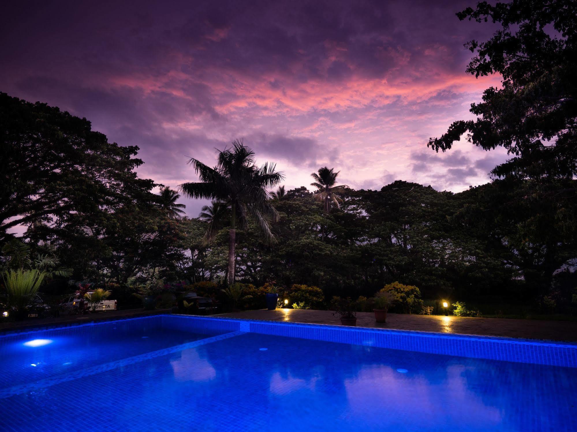 Taveuni Dive Resort Waiyevo Exterior photo
