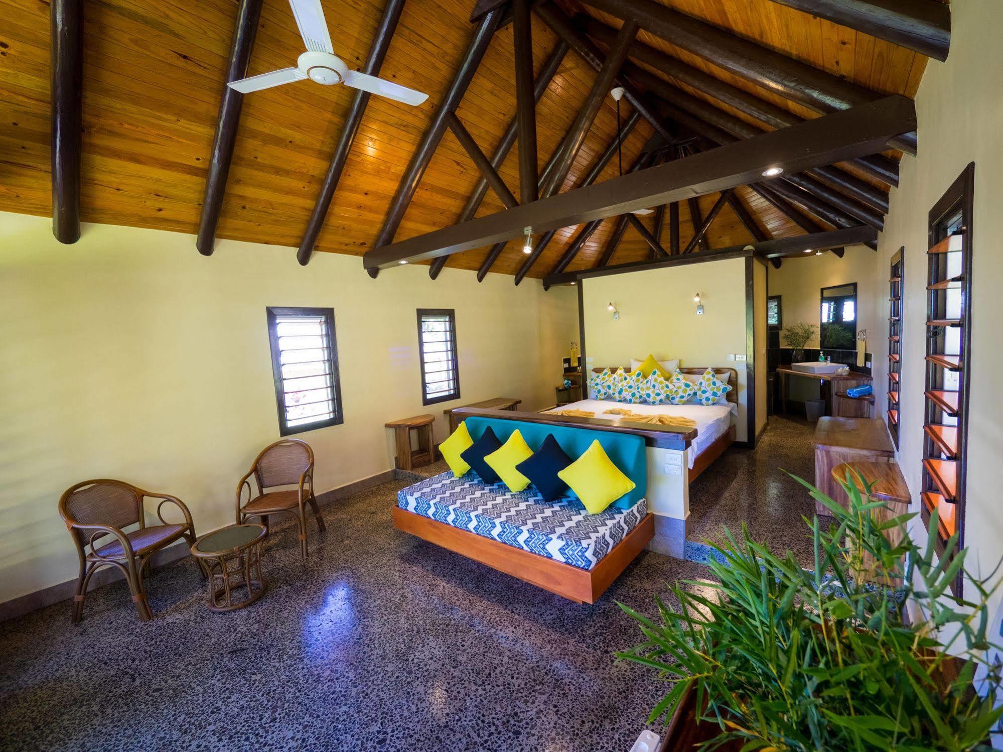 Taveuni Dive Resort Waiyevo Exterior photo